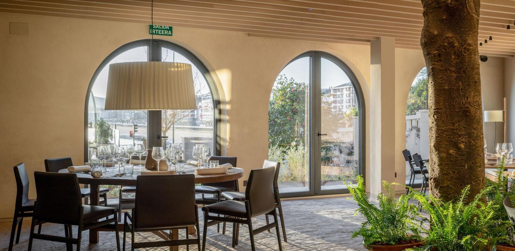 Hotel Ur Bare Zarautz Exterior photo